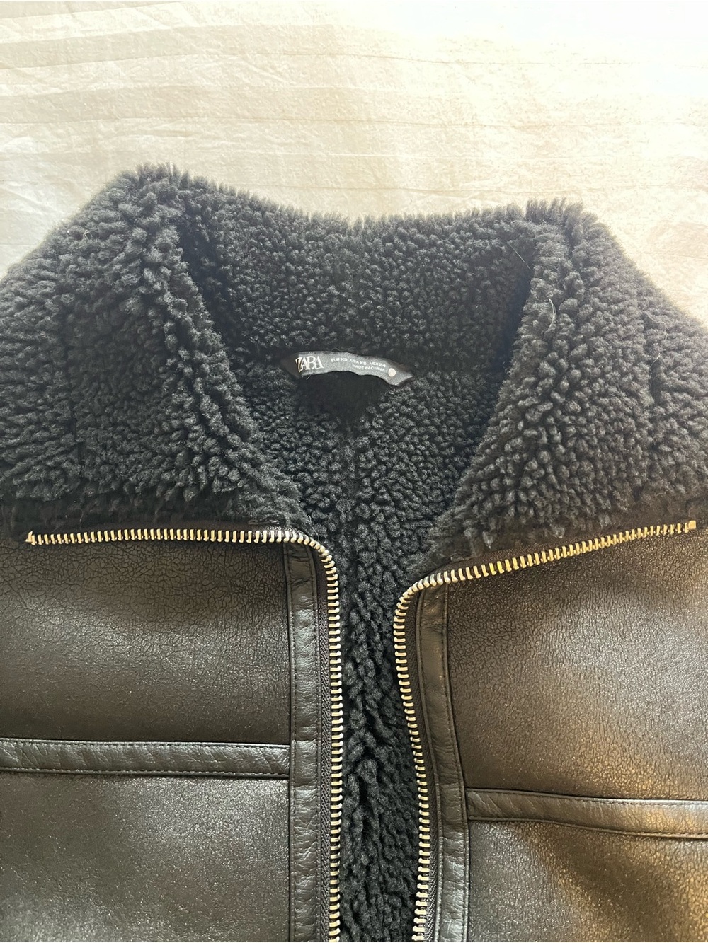 ZARA Women’s Oversized Black Faux Leather and Shearling Teddy Jacket with Zip.